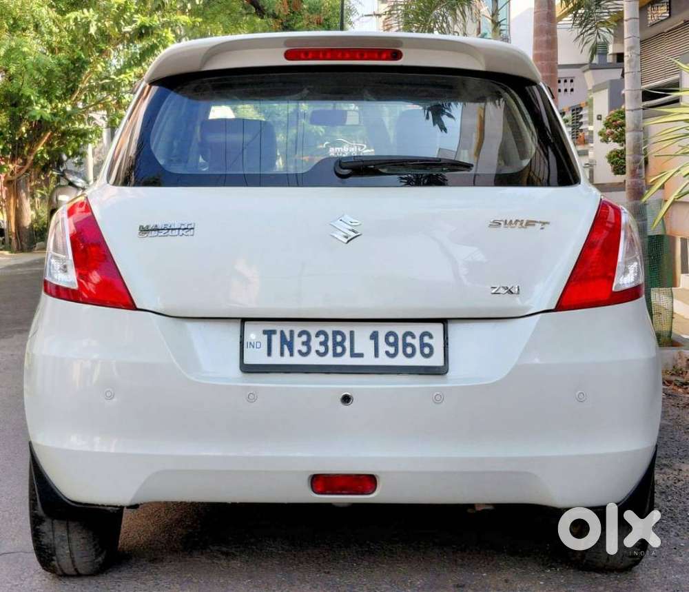 Maruti Suzuki Swift Vvt Zxi, 2016, Petrol