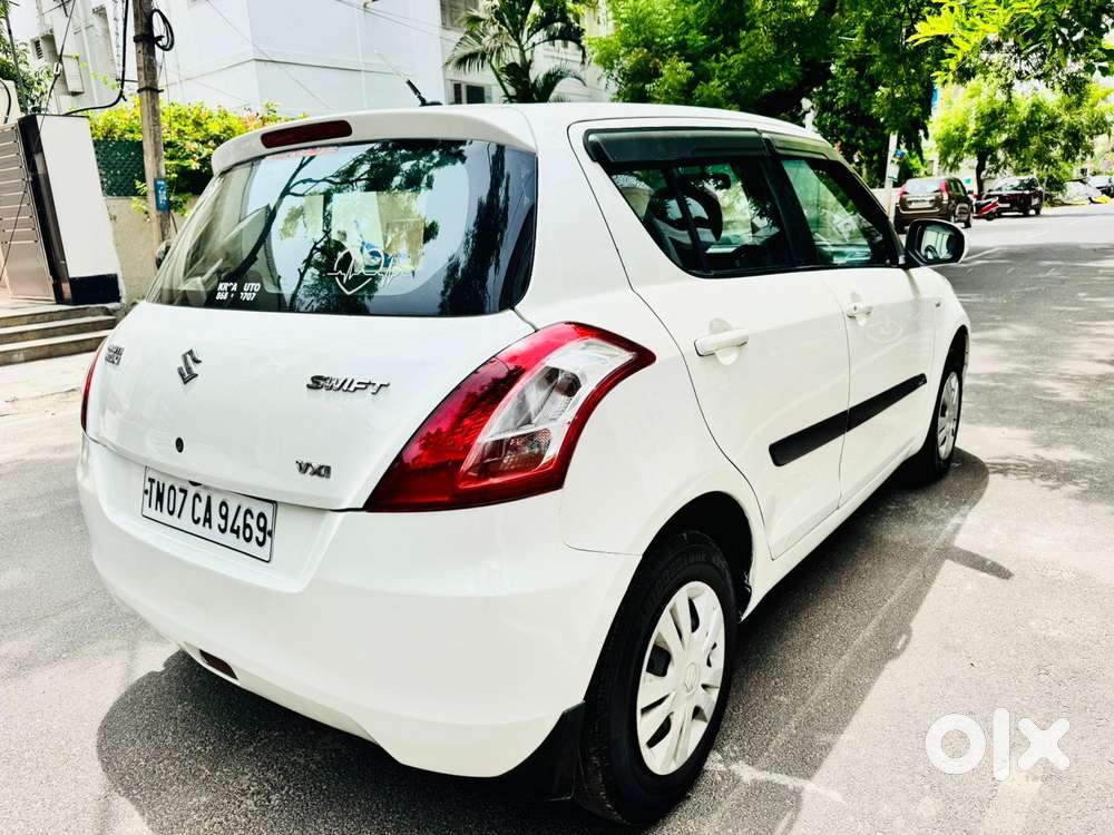 Maruti Suzuki Swift Vxi, 2015, Petrol
