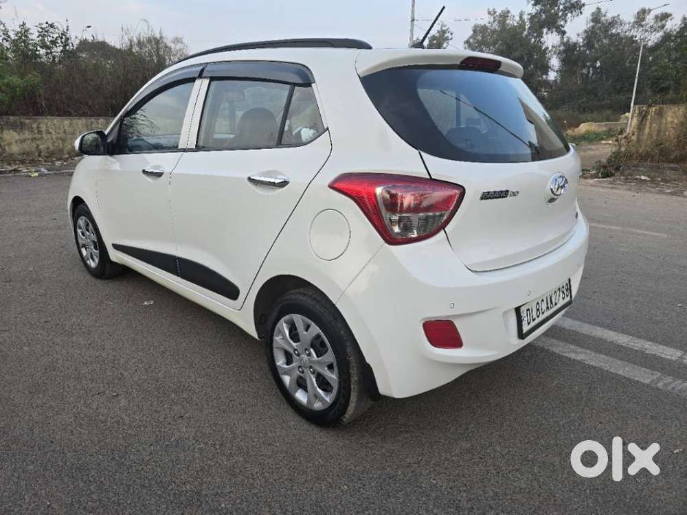 Hyundai Grand I10 2013-2016 Sportz, 2015, Petrol