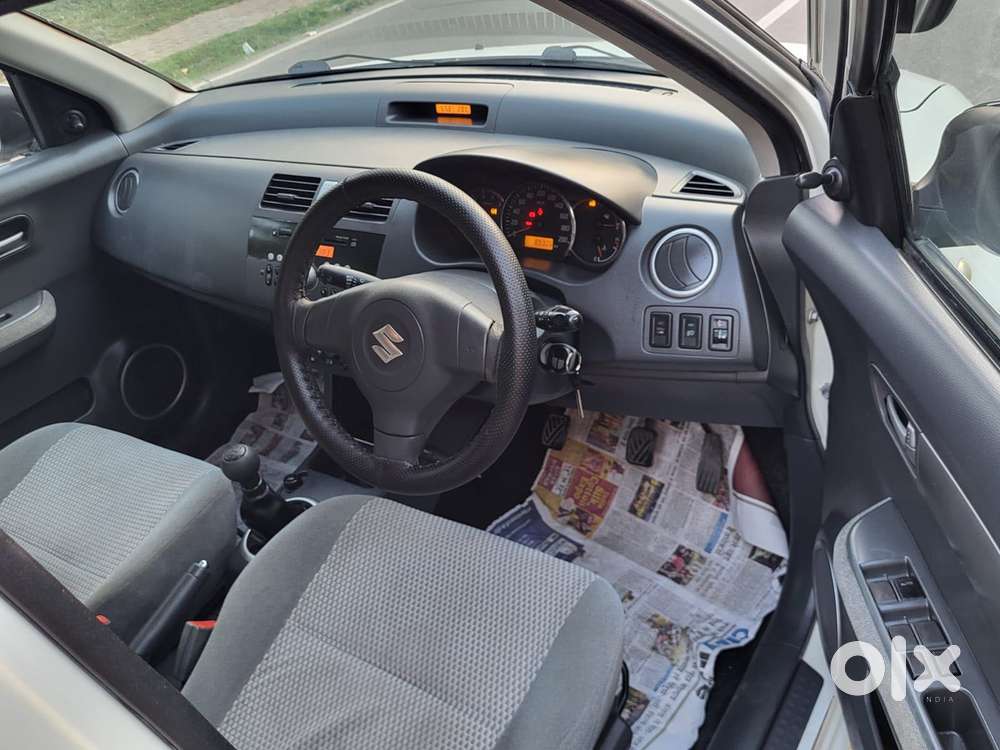 Maruti Suzuki Swift Dzire 1.2 Vxi Bsiv, 2009, Diesel
