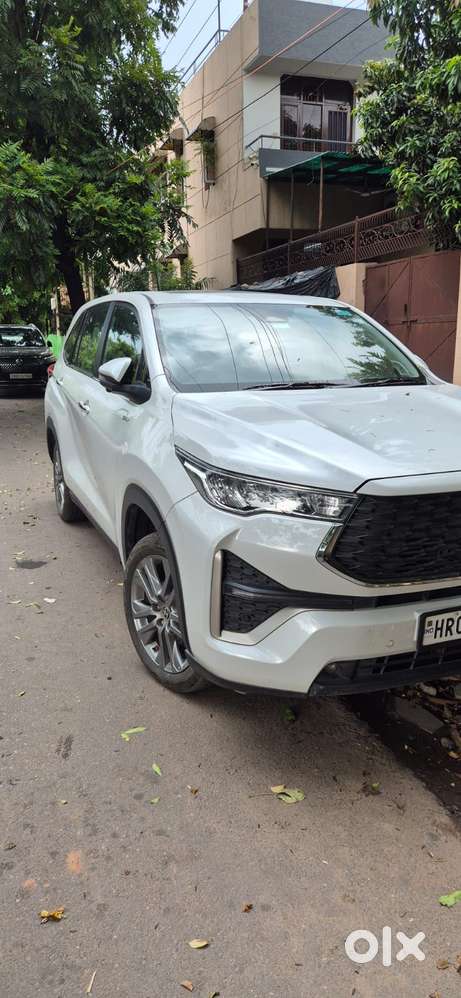 Toyota Innova Hycross 2.0 Zx (o) Hybrid 7 Str, 2025, Cng & Hybrids