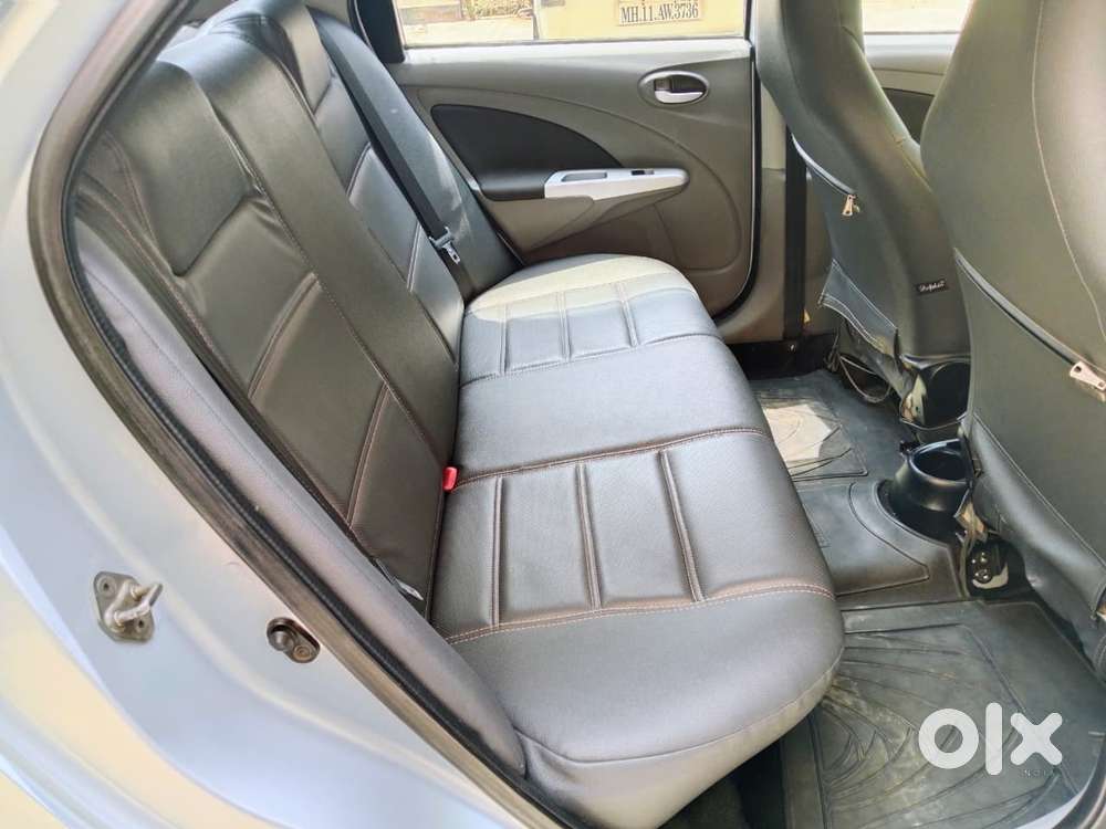 Toyota Etios 1.5 High, 2011, Petrol