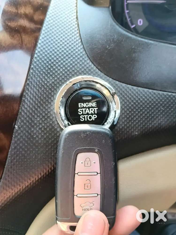 Hyundai Fluidic Verna 2014
