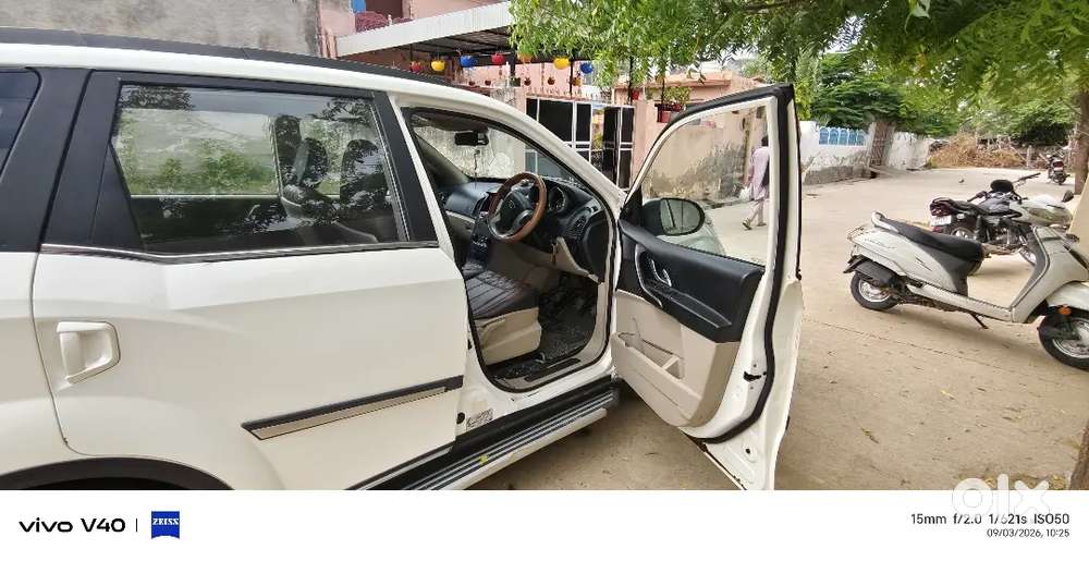 Mahindra Xuv500 W6 2017 Variant