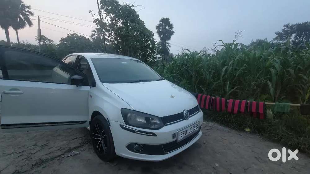 Volkswagen Vento 2014 Petrol 72000 Km Driven