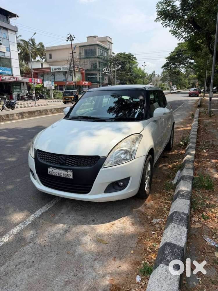 Maruti Suzuki Swift 2011-2014 Zdi, 2012, Diesel