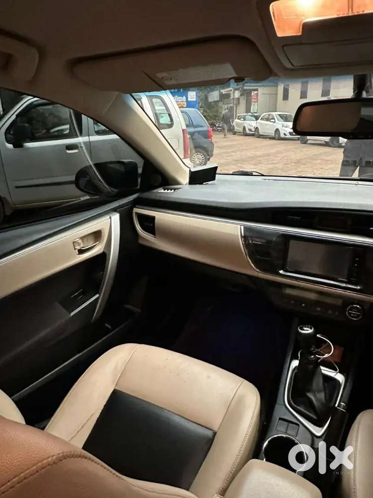 Toyota Corolla Altis 2014