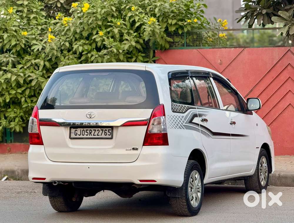 Toyota Innova 2.5 G (diesel) 8 Seater, 2016, Diesel