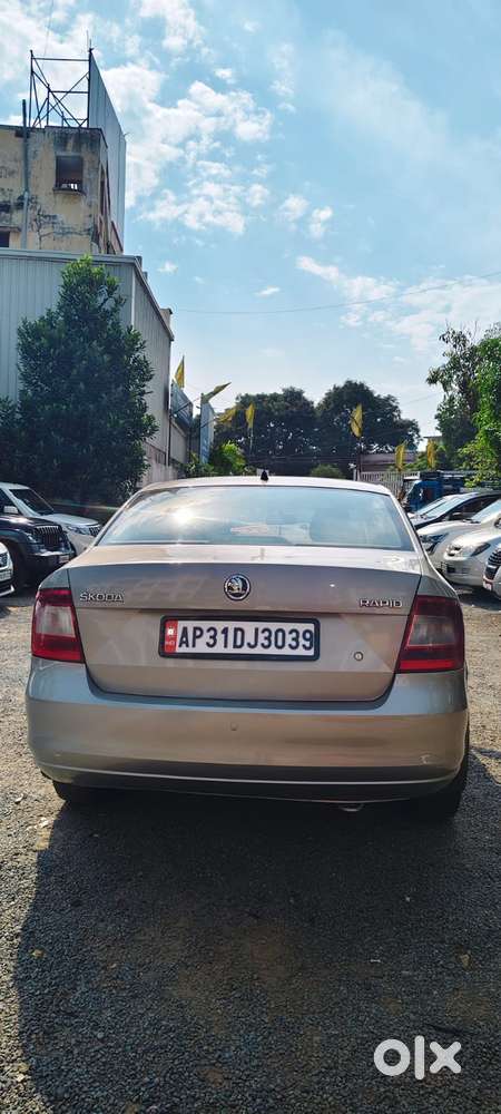 Skoda Rapid 1.5 Tdi Ambition, 2016, Petrol