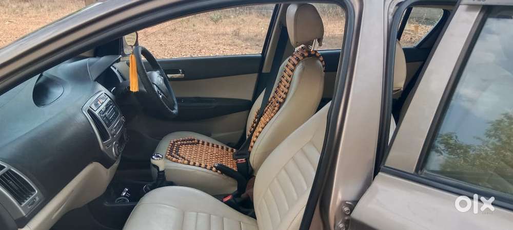 Hyundai I20 Sportz 1.4 Crdi 6 Speed Bs-iv, 2013, Diesel