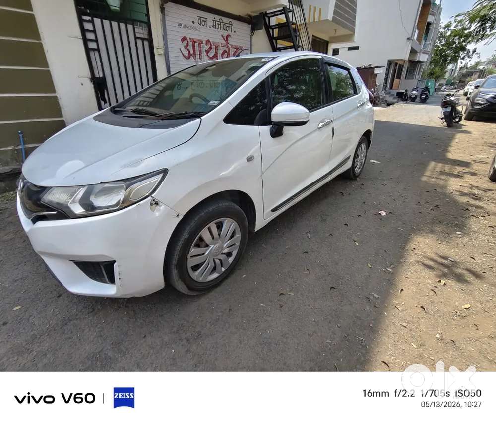 Honda Jazz 2016 Diesel 144000 Km Driven.