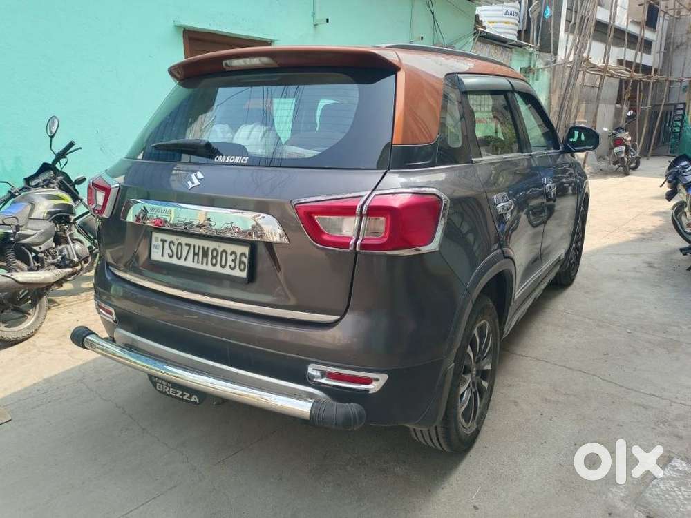 Maruti Suzuki Vitara Brezza 1.5 Zxi Plus Dual Tone, 2020, Petrol