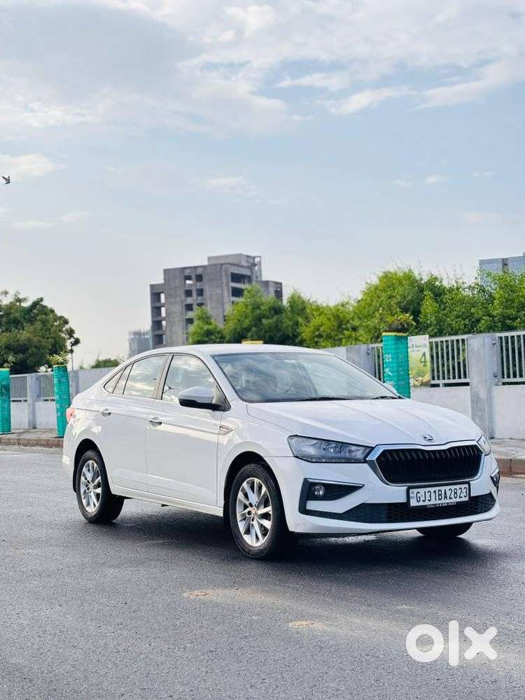 Skoda Slavia 1.0 Tsi Style At, 2024, Petrol