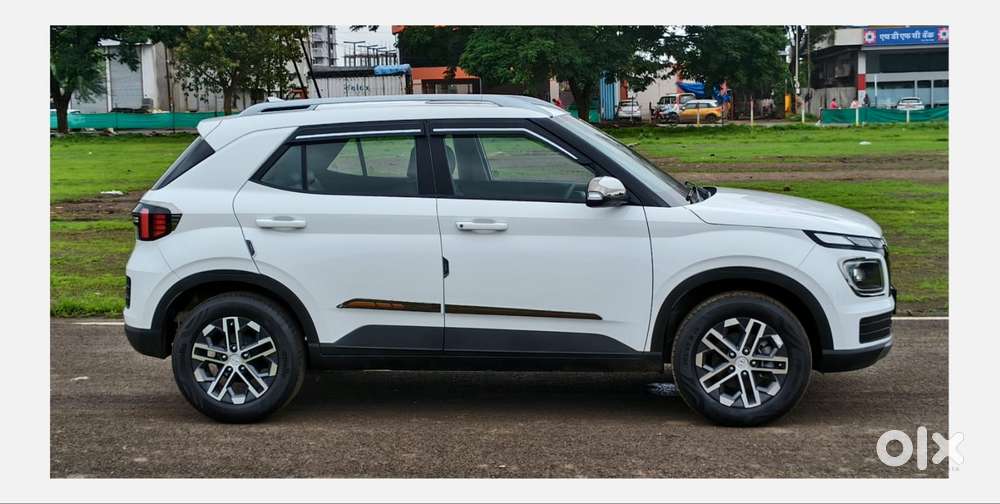Hyundai Venue Sx Mt, 2024, Petrol