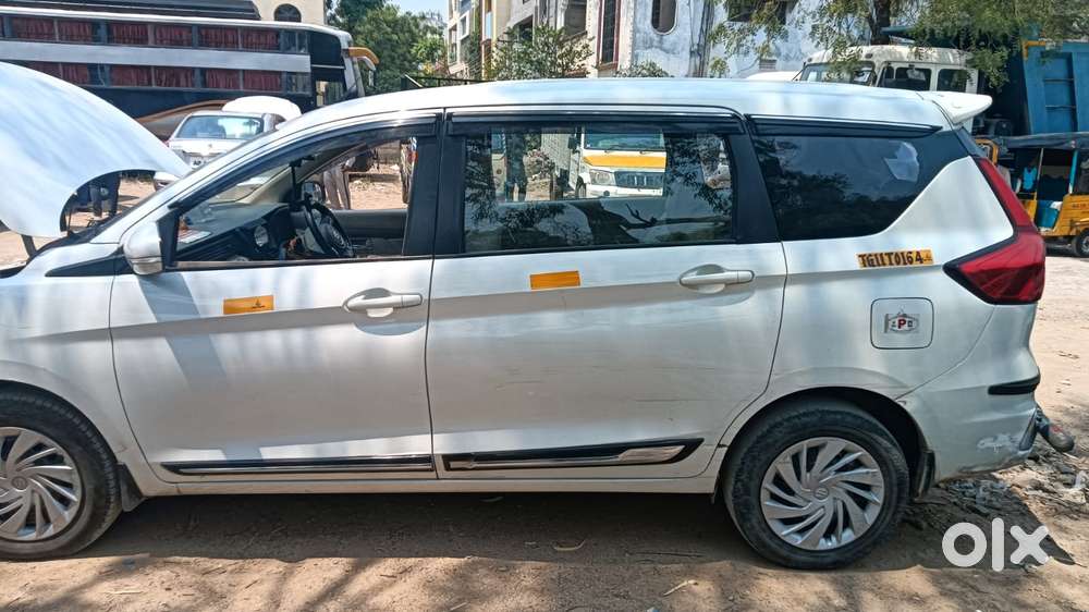 Maruti Suzuki Ertiga 2022-2023  Vxi, 2024, Petrol