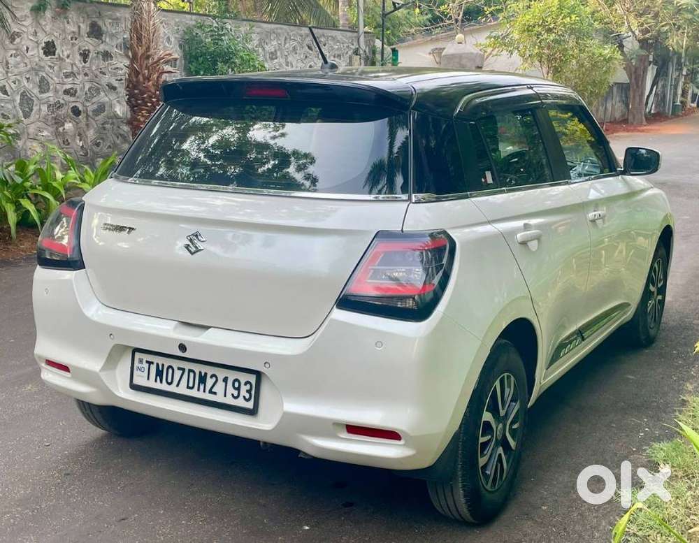 Maruti Suzuki Swift Vxi Optional, 2025