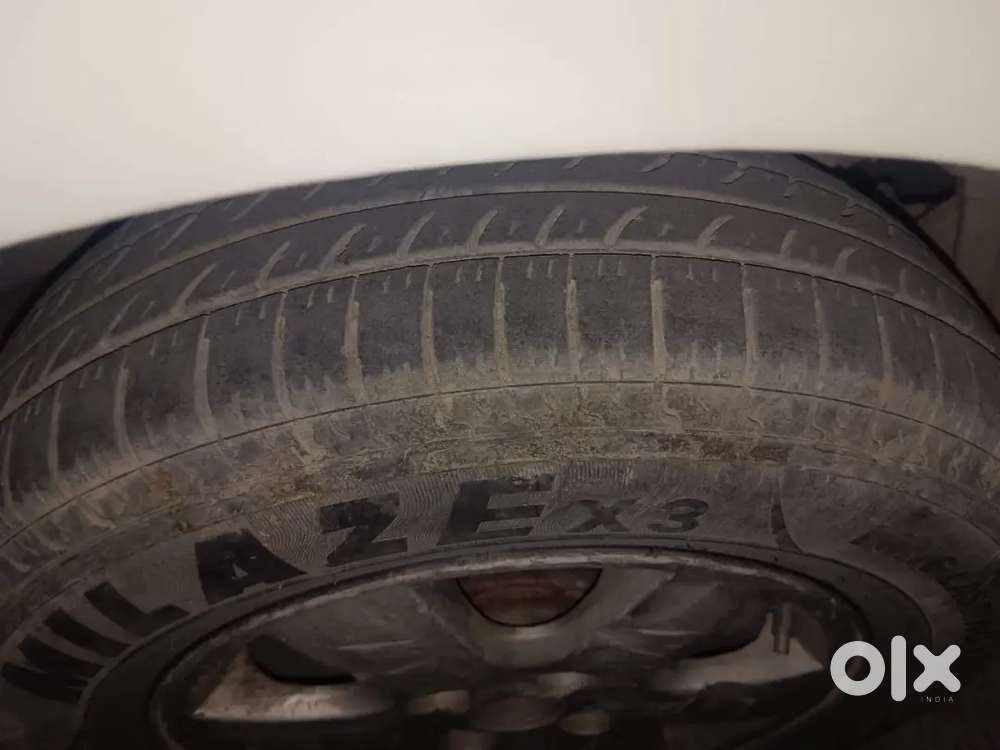 Front 2 Tyre New And 2tyre Old With Stepni A 1 Condition