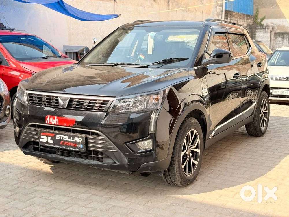 Mahindra Xuv300 W4, 2023, Petrol