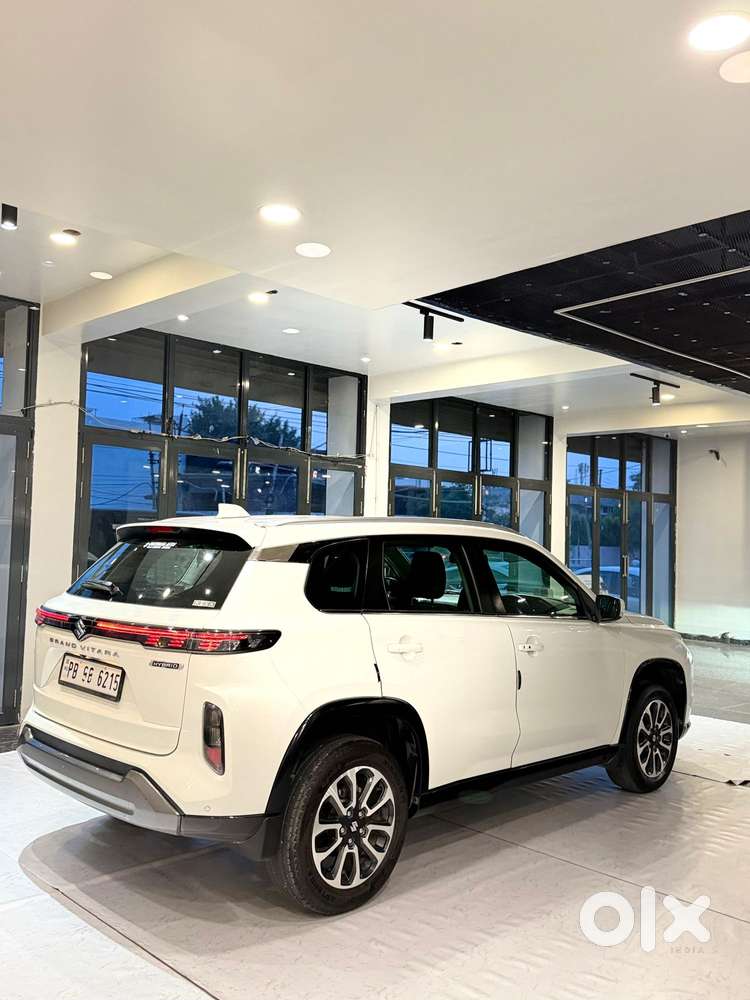 Maruti Suzuki Grand Vitara 1.5 Zeta Plus Intelligent Hybrid Ecvt, 20..