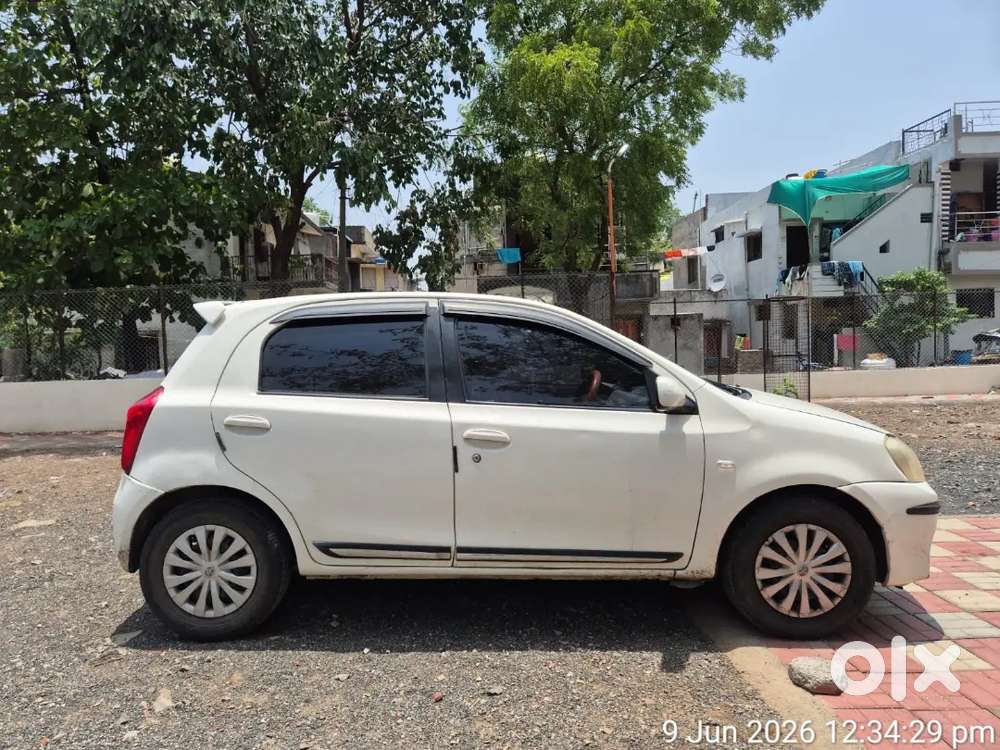 Toyota Etios 2012 Diesel 150000 Km Driven