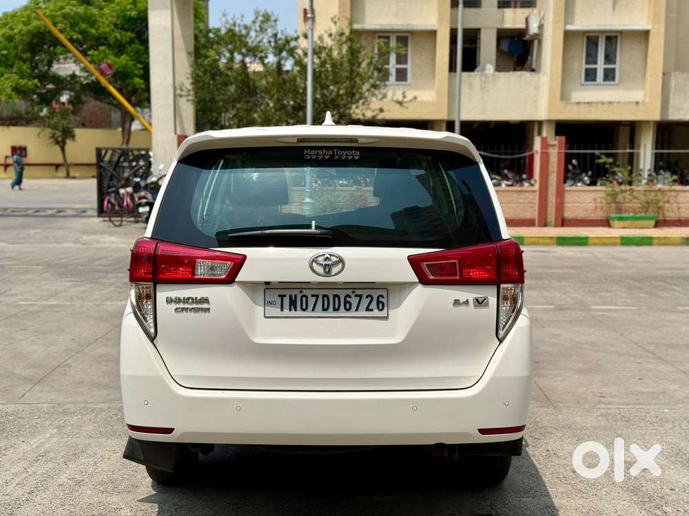 Toyota Innova Crysta 2.4 V 7 Str, 2023, Diesel
