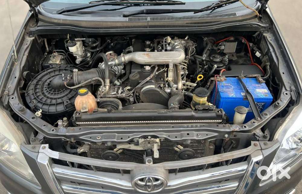 Toyota Innova 2.5 G (diesel) 8 Seater, 2015, Diesel