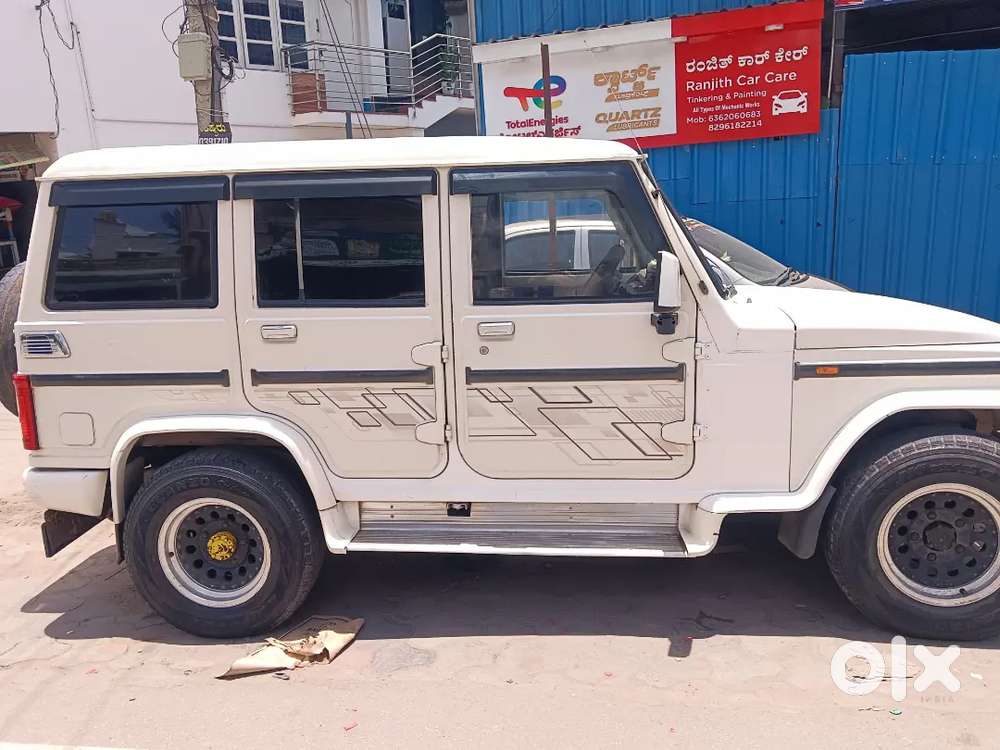 Mahindra Bolero Neo 2015
