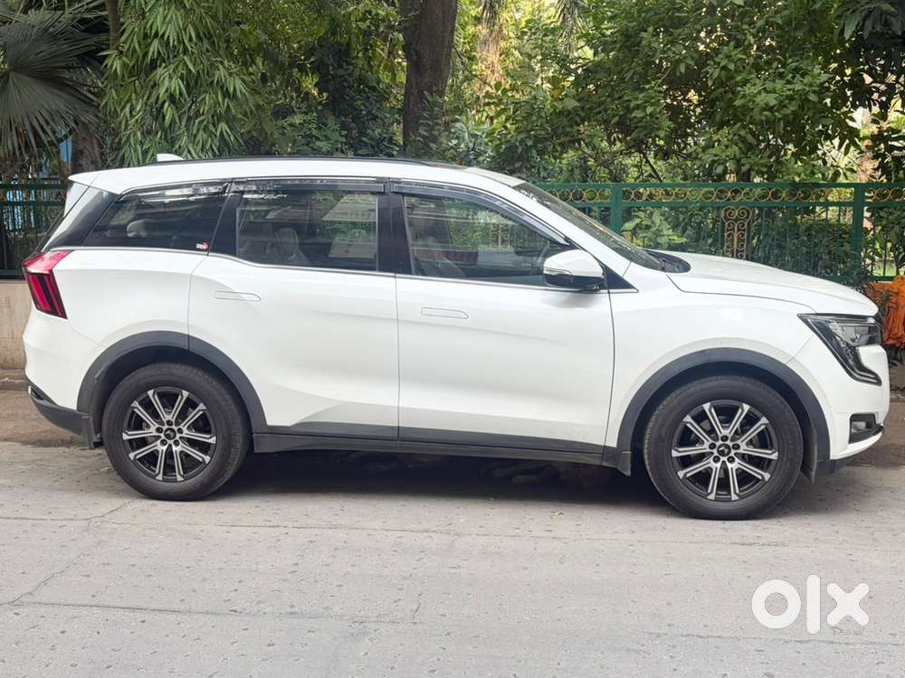 Mahindra Xuv700 Petrol 2025