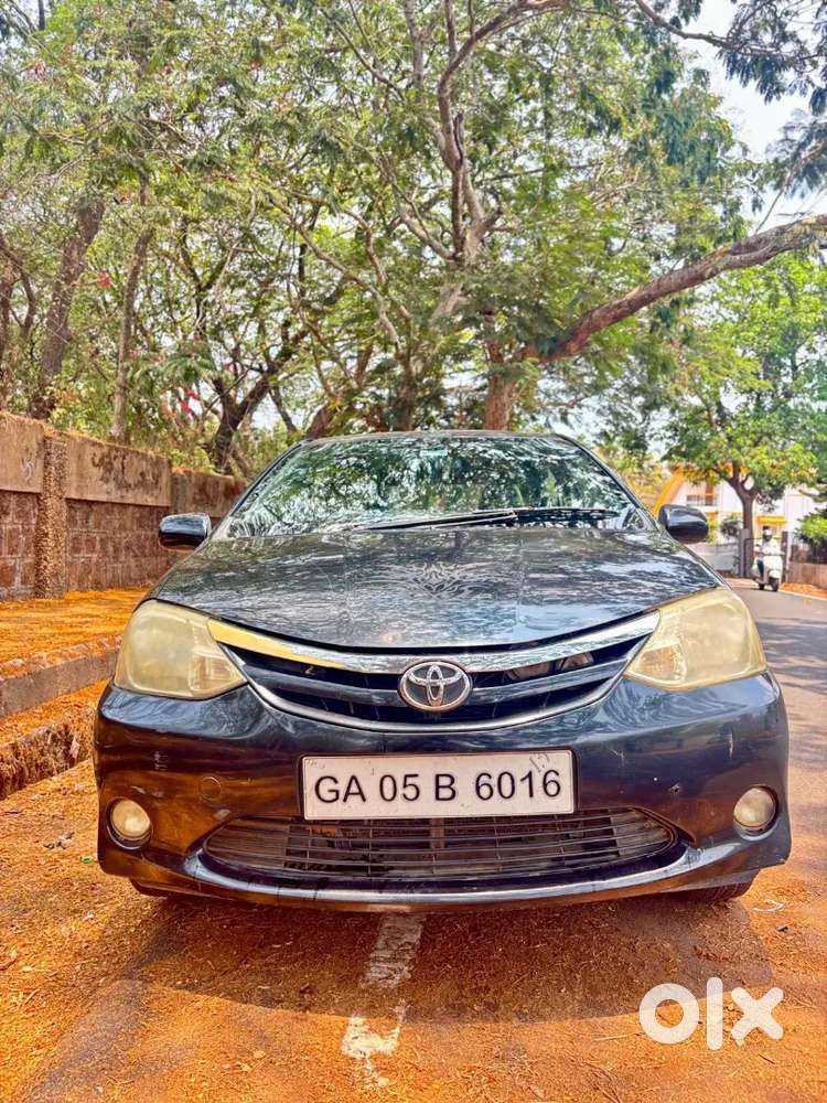 Toyota Etios 2011 Petrol 175000 Km Driven
