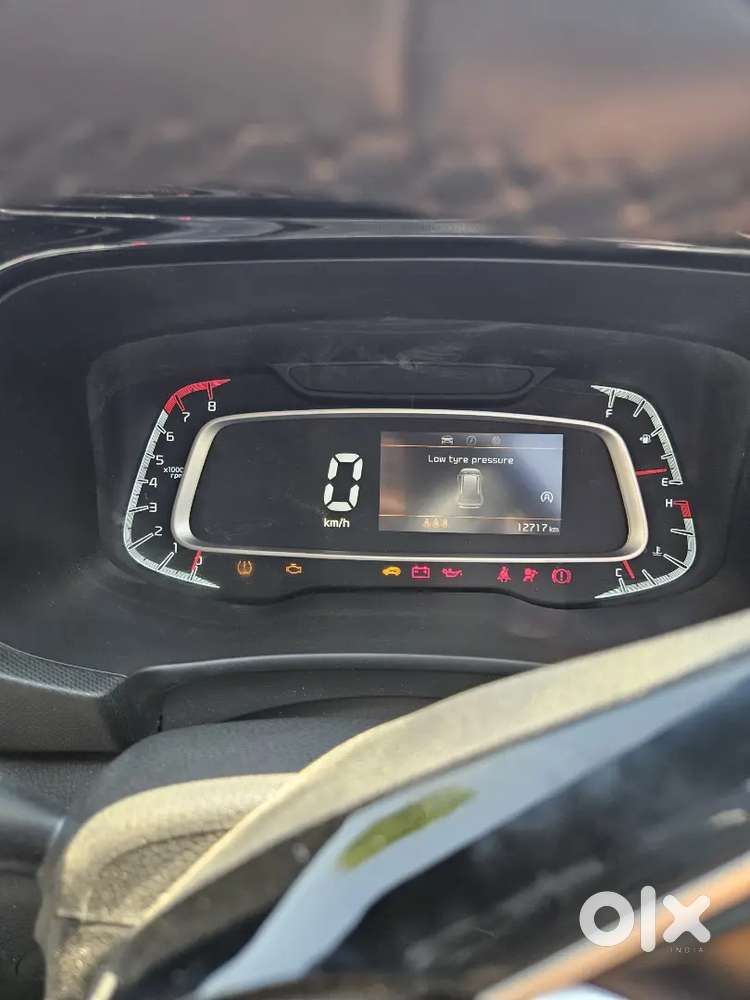 Kia Sonet 2025 Petrol 13000 Km Driven