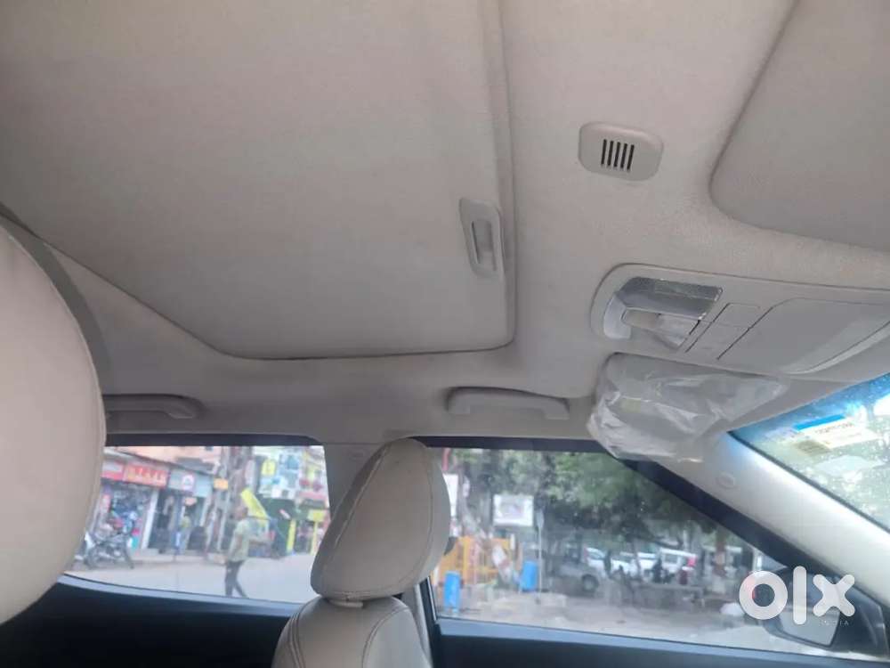 Mahindra Xuv300 2023 Petrol 22000 Km Driven