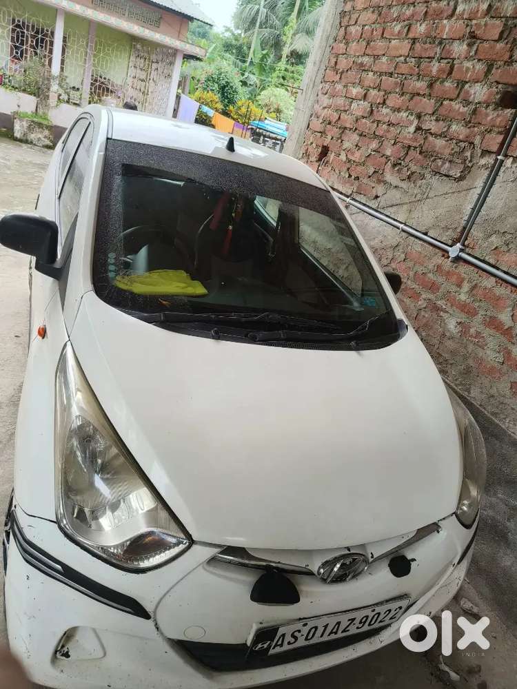 Hyundai Eon Era + 2012 Petrol Manual