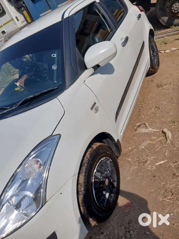 Maruti Suzuki Swift 2012