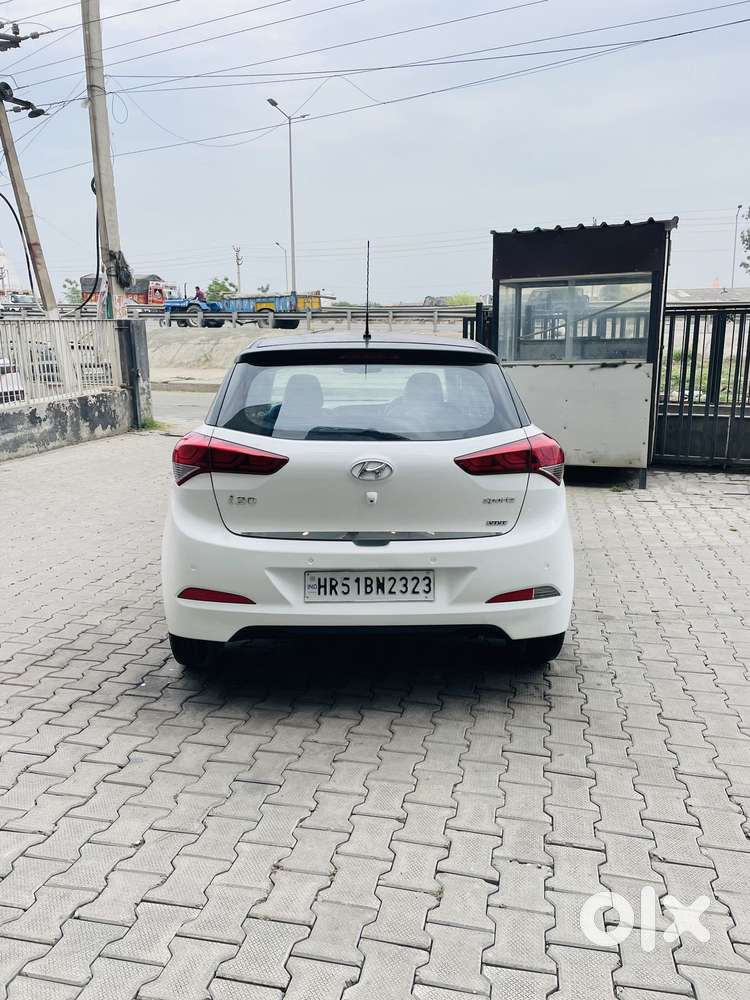 Hyundai I20 Sportz 1.2 Bs-iv, 2017, Petrol