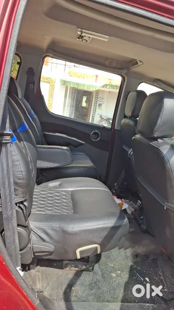Fc Feb/2030 . Mahindra Xylo 7 Seater