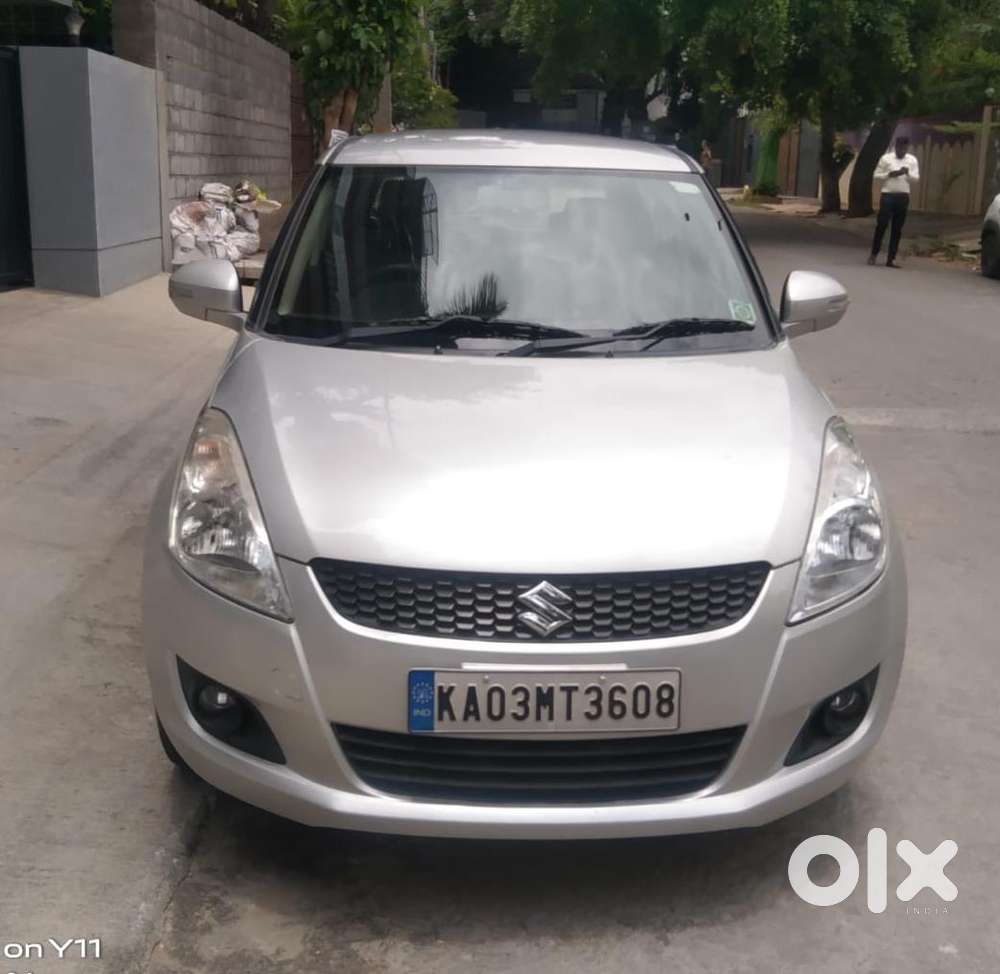 Maruti Suzuki Swift Vvt Zxi, 2013, Petrol