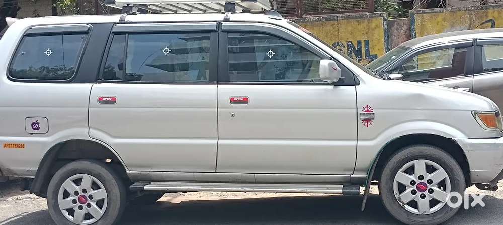 Chevrolet Tavera Neo 2016