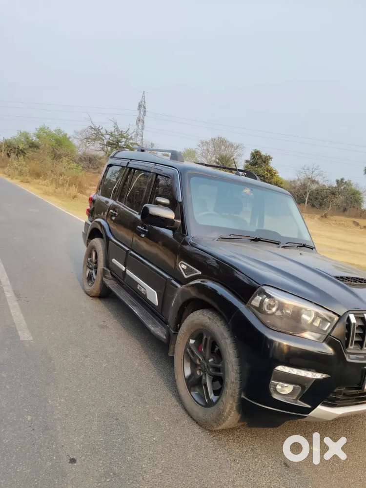 Mahindra Scorpio Classic 2022 Diesel 68000 Km Driven
Money Problem