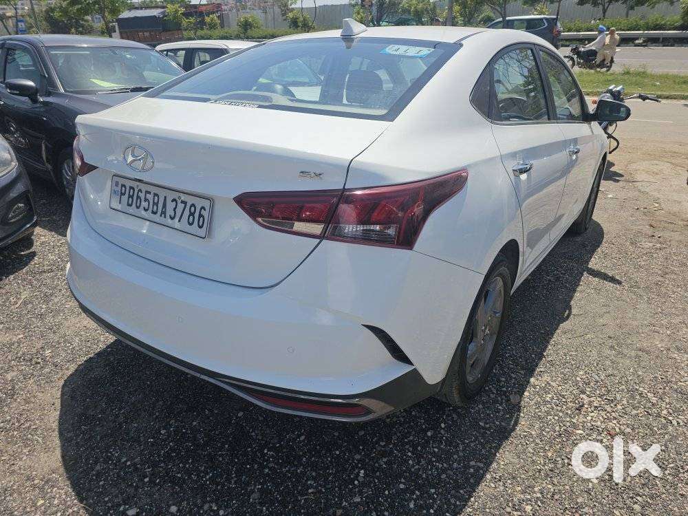 Hyundai Verna 1.5 Sx Diesel Mt, 2021, Diesel