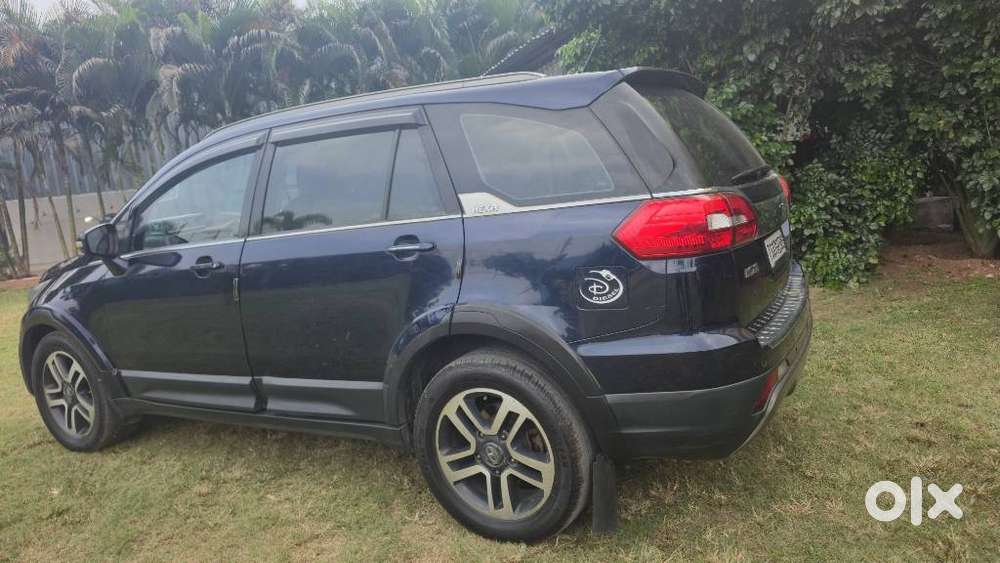 Tata Hexa 2.2 Xt 4x4 6 Str Dual Tone, 2018, Diesel