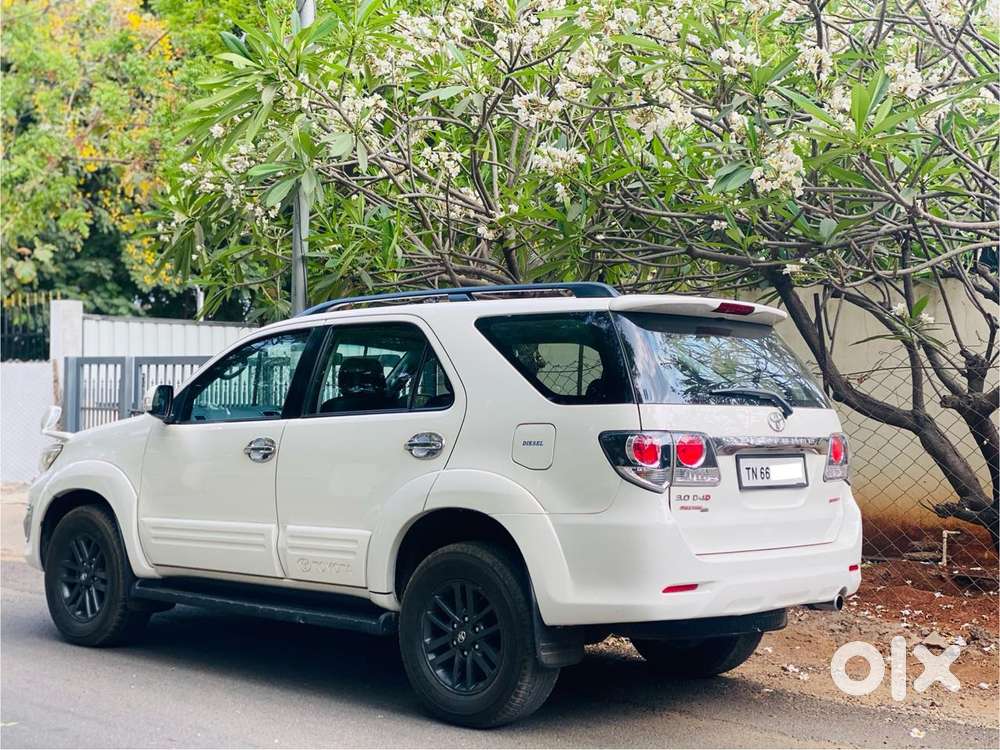 Toyota Fortuner 4x4 At, 2016, Diesel