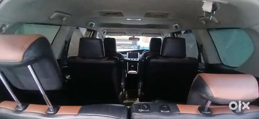 Toyota Innova Crysta 2019
