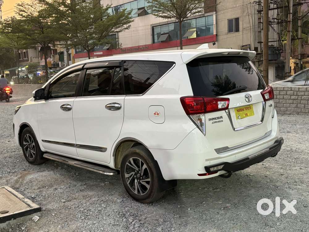 Toyota Innova Crysta 2.4 G Mt 8s, 2021, Diesel