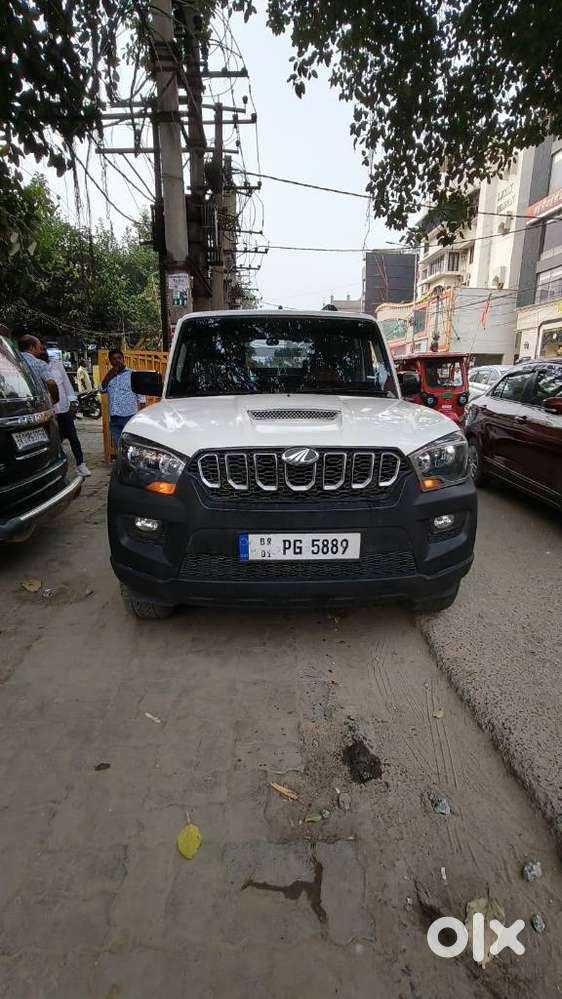 Mahindra Scorpio S4, 2016, Diesel