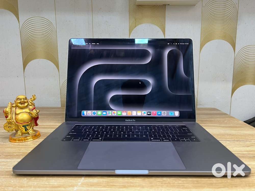 JustMac-Apple MacBook Pro 15” Retina 16 GB RAM/512 GB SSD/Core i7