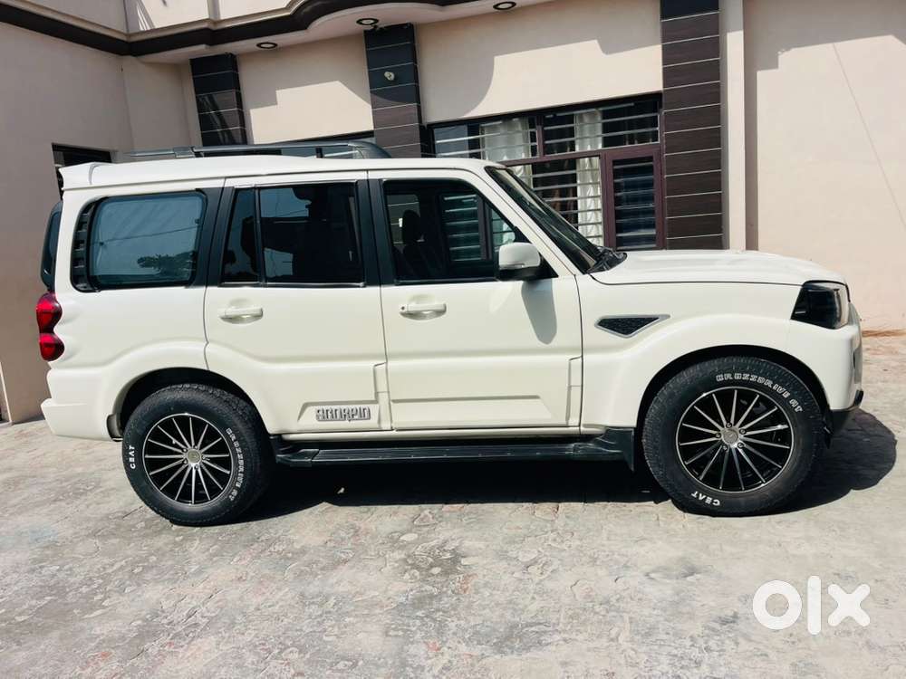 Mahindra Diesel Car 2018