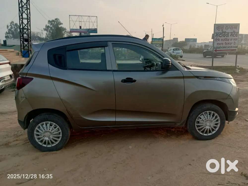 Mahindra Kuv100 Nxt 2016 November Model