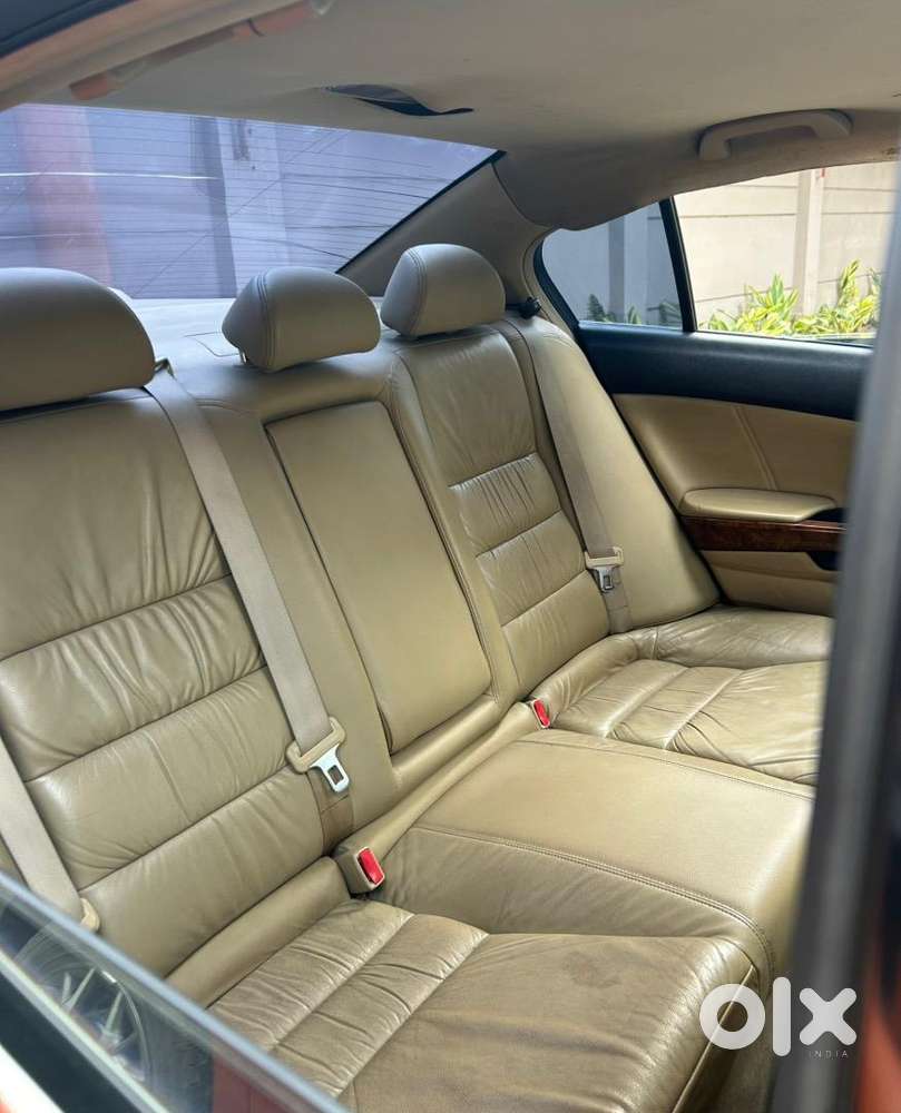  Honda Accord 2.4 Mt  Sunroof  White  Excellent Condition