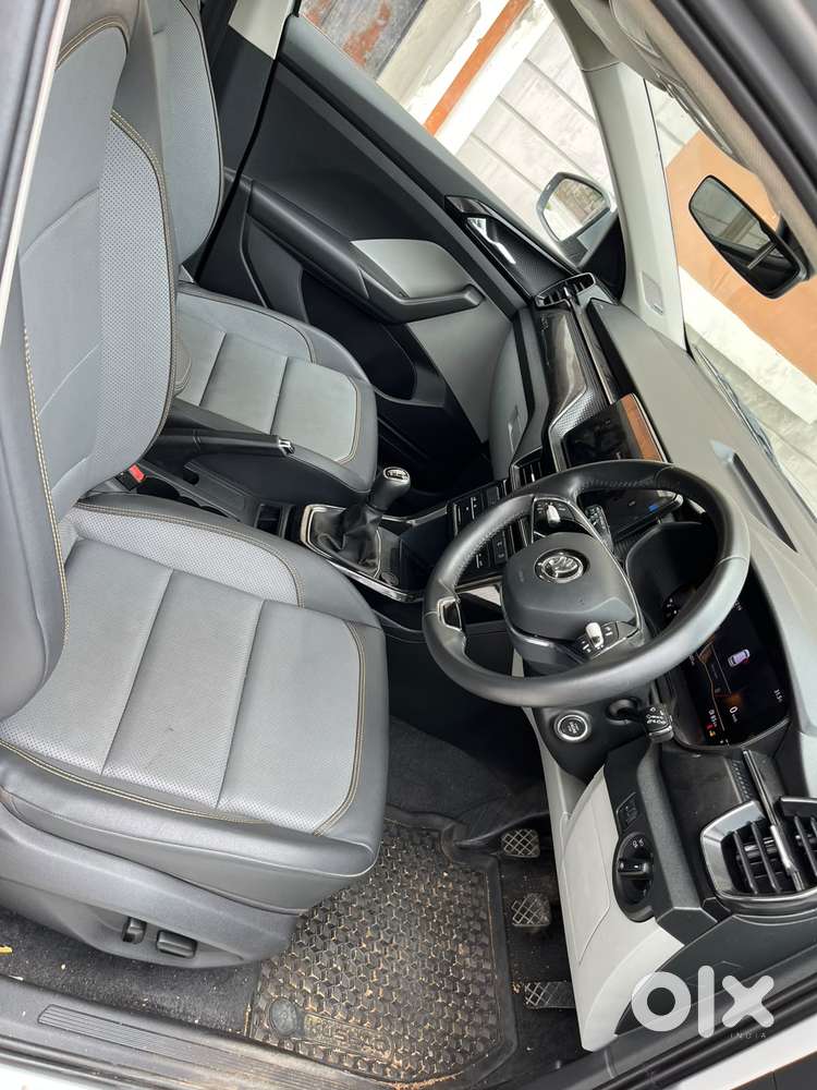 Skoda Kushaq 1.0 Tsi Style, 2024, Petrol