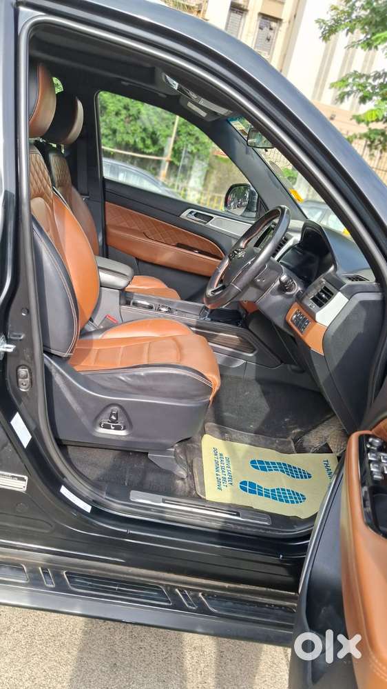 Mahindra Alturas G4 4wd At, 2021, Diesel